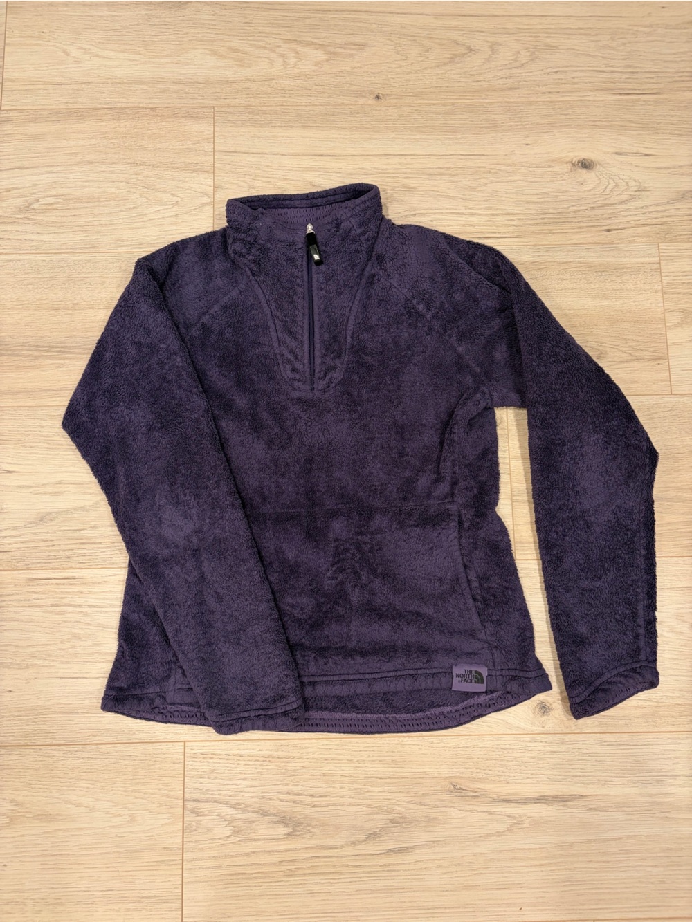 The North Face Women's Purple Fleece Quarter-Zip Pullover